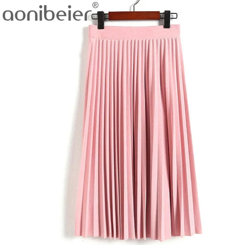 Pink pleated skirt